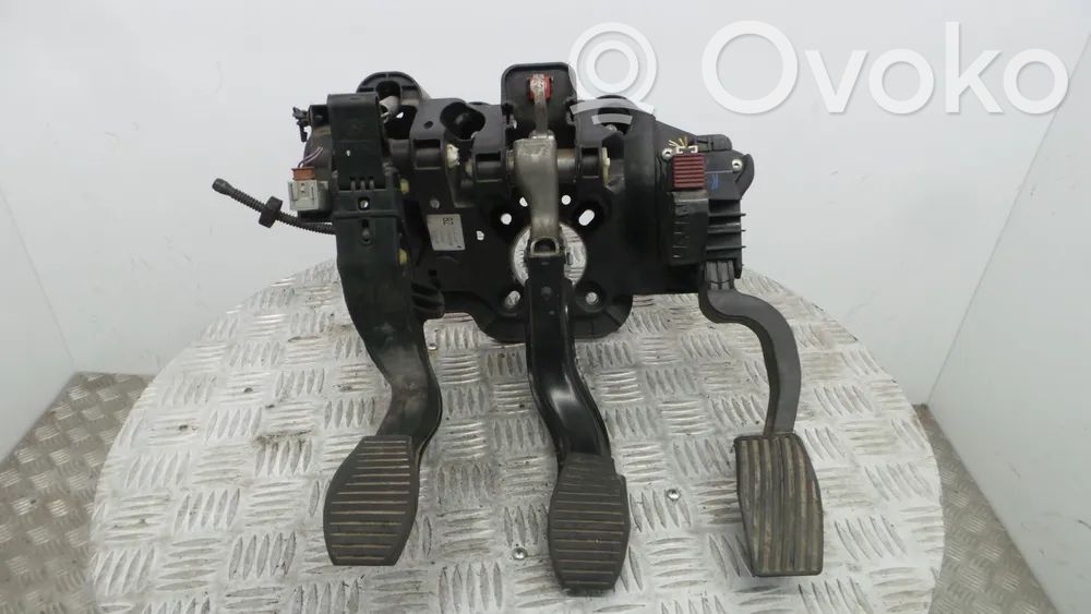 Opel Corsa D Comutator senzor pedală frână 