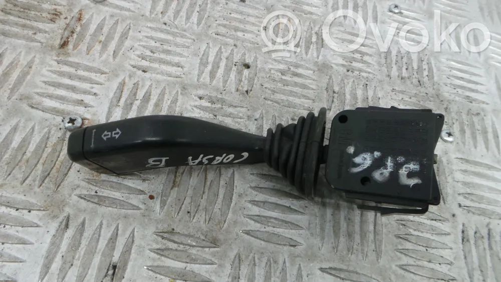 Opel Corsa B Manetka / Przełącznik kierunkowskazów 