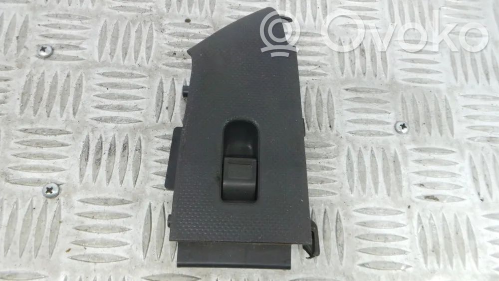 Honda Civic Moldura del interruptor de la ventana de la puerta delantera 