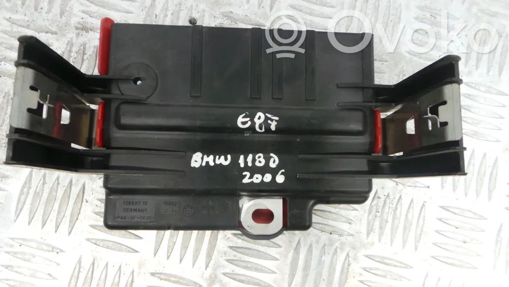 BMW 1 E82 E88 Sicherungskasten komplett 