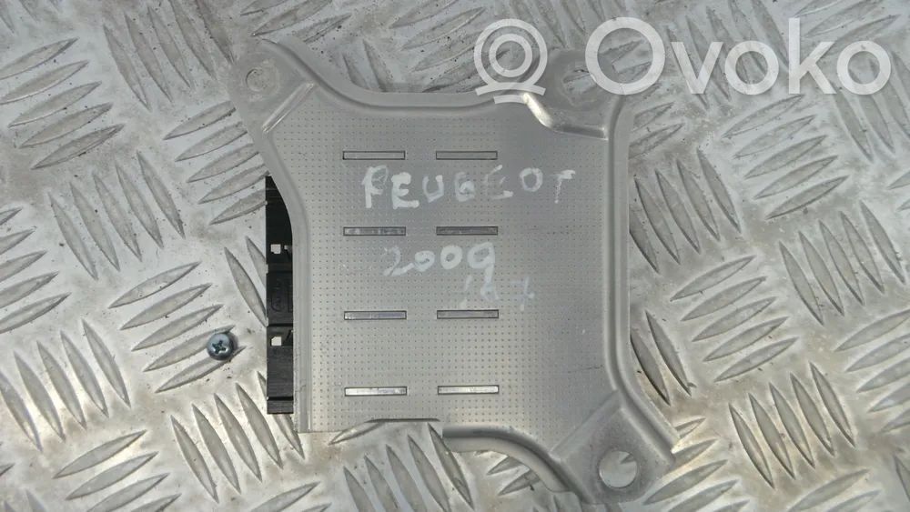 Peugeot 107 Airbag control unit/module 