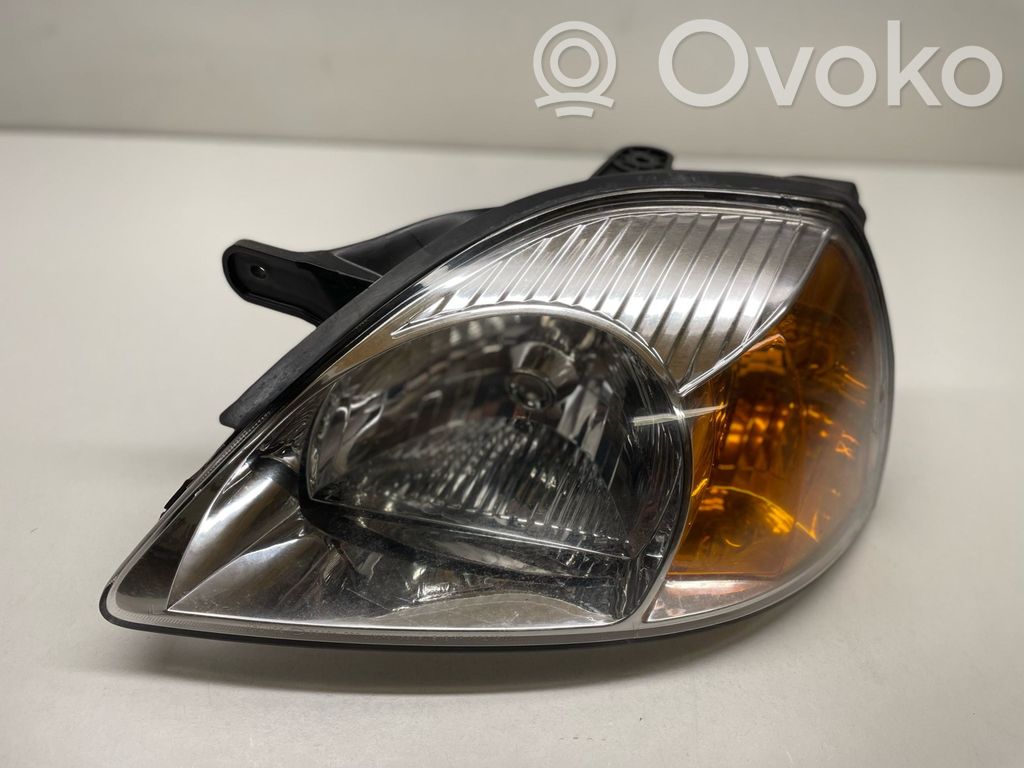 KIA Rio Headlight/headlamp 