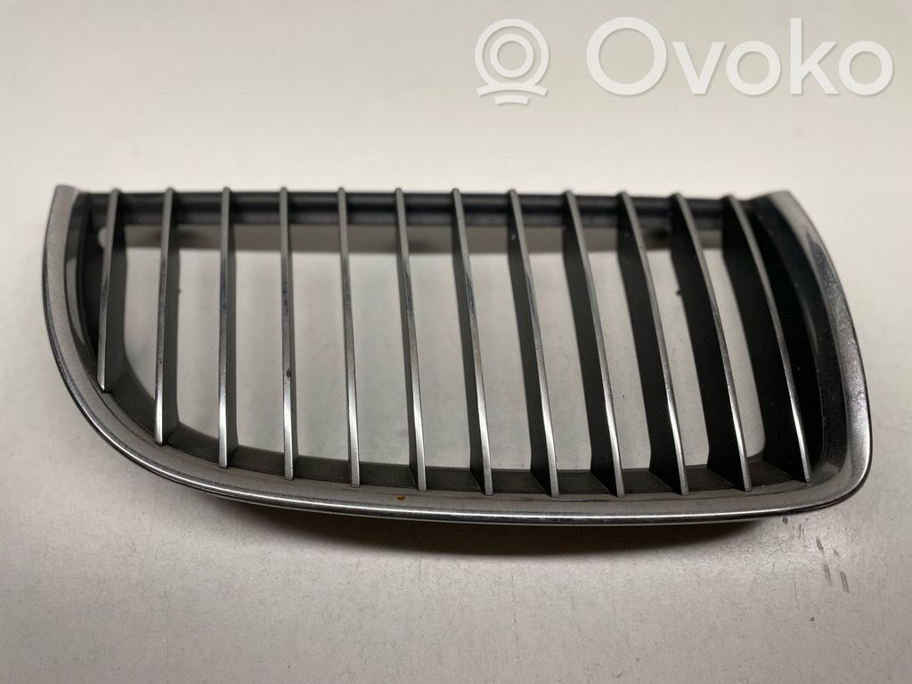 BMW 3 E90 E91 Front bumper upper radiator grill 