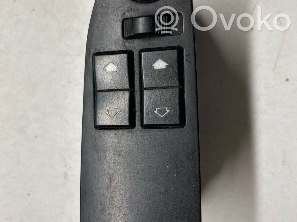 BMW 5 E39 Electric window control switch 