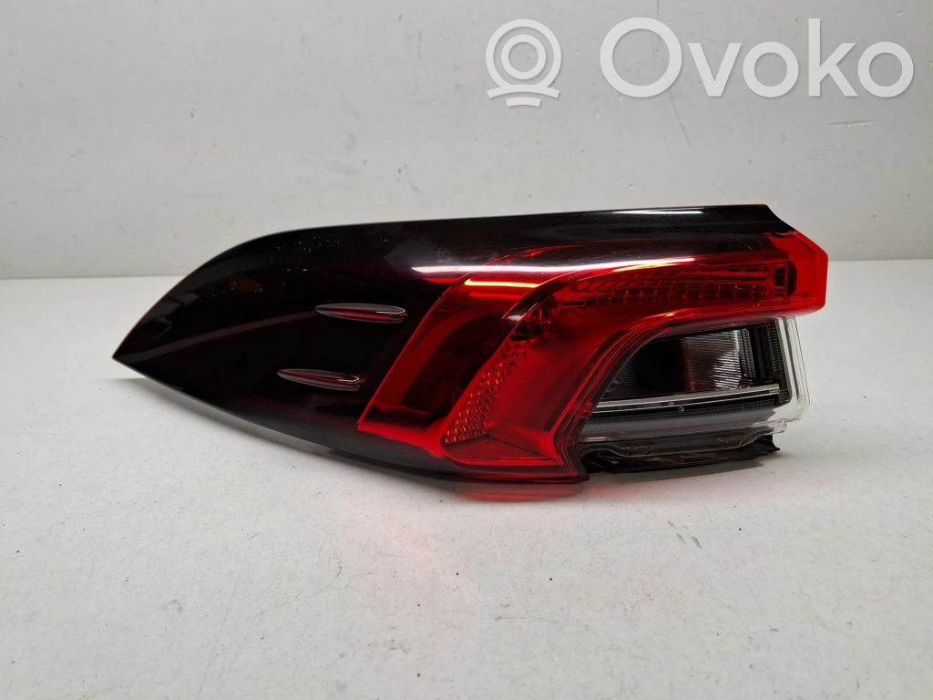 Rear/tail lights   8156002D11