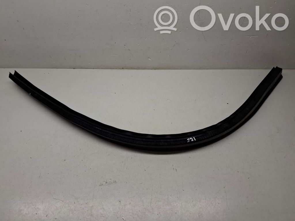 Engine compartment rubber   95B823737