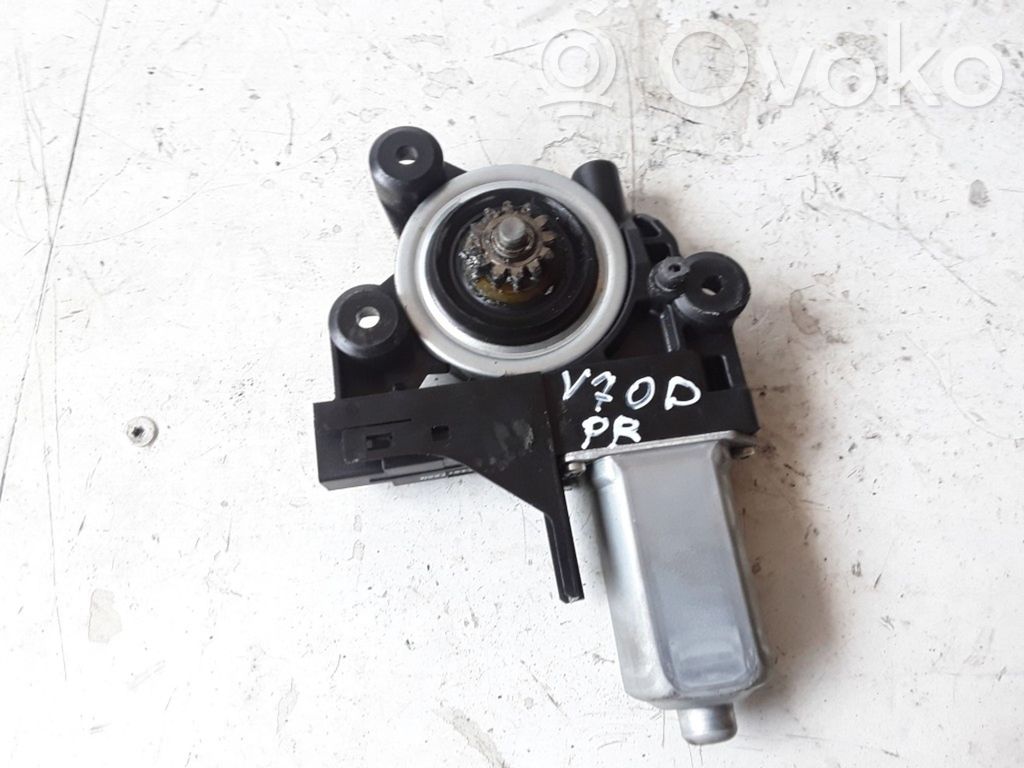 Volvo V70 Front door window regulator motor 
