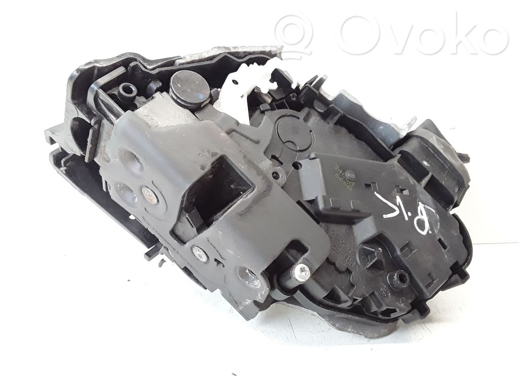 Volvo V50 Front door lock 