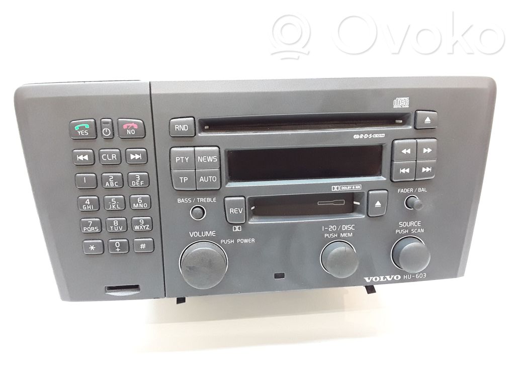 Volvo V70 Radio/CD/DVD/GPS head unit 