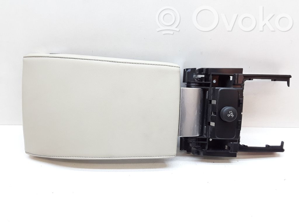 Armrest   377799,377799