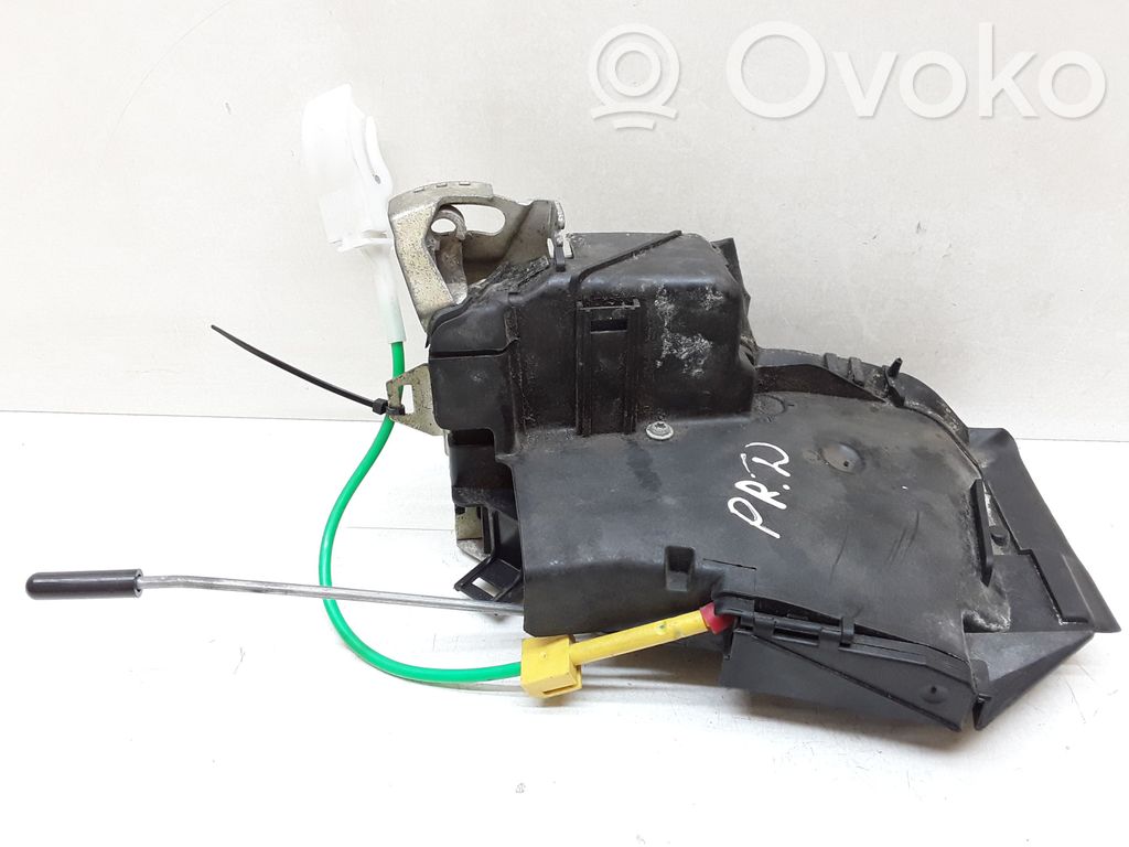 BMW 5 E39 Front door lock 