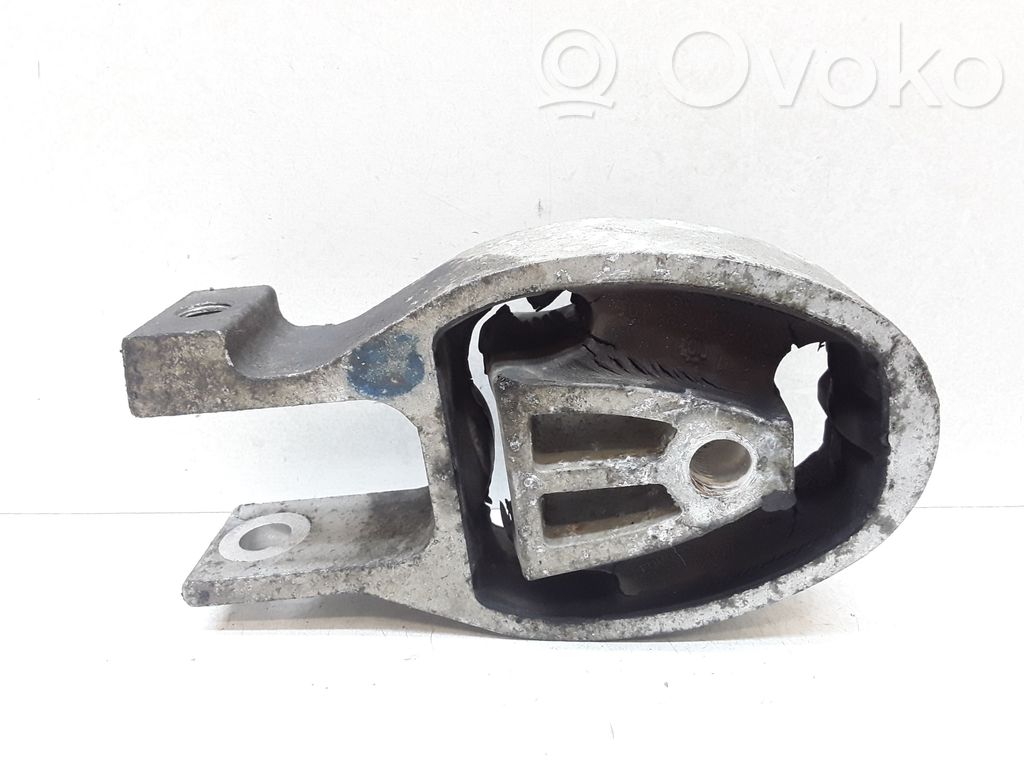 Volvo S60 Engine mount bracket 