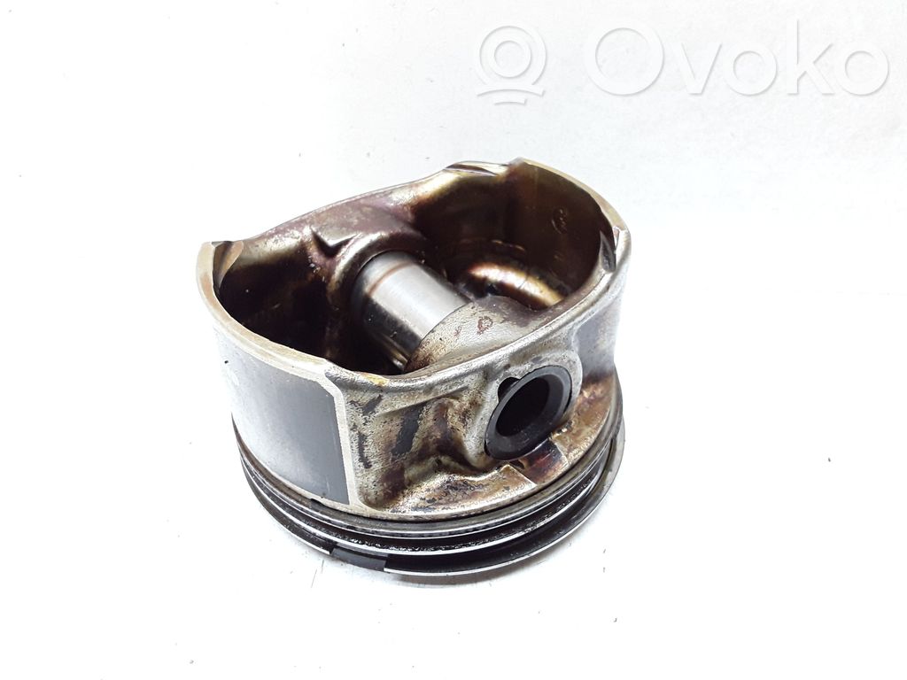 Piston