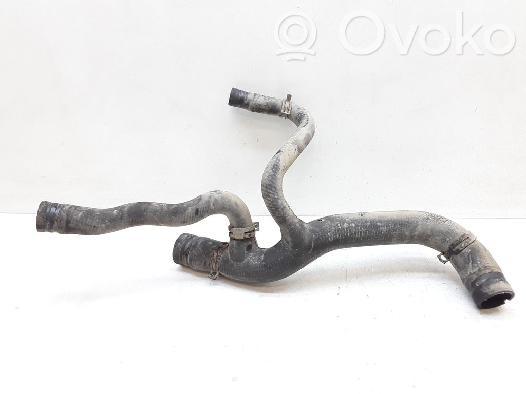 Engine coolant pipe/hose
