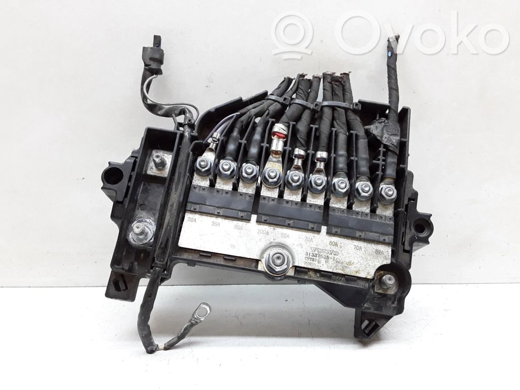 Volvo V40 Fuse module 