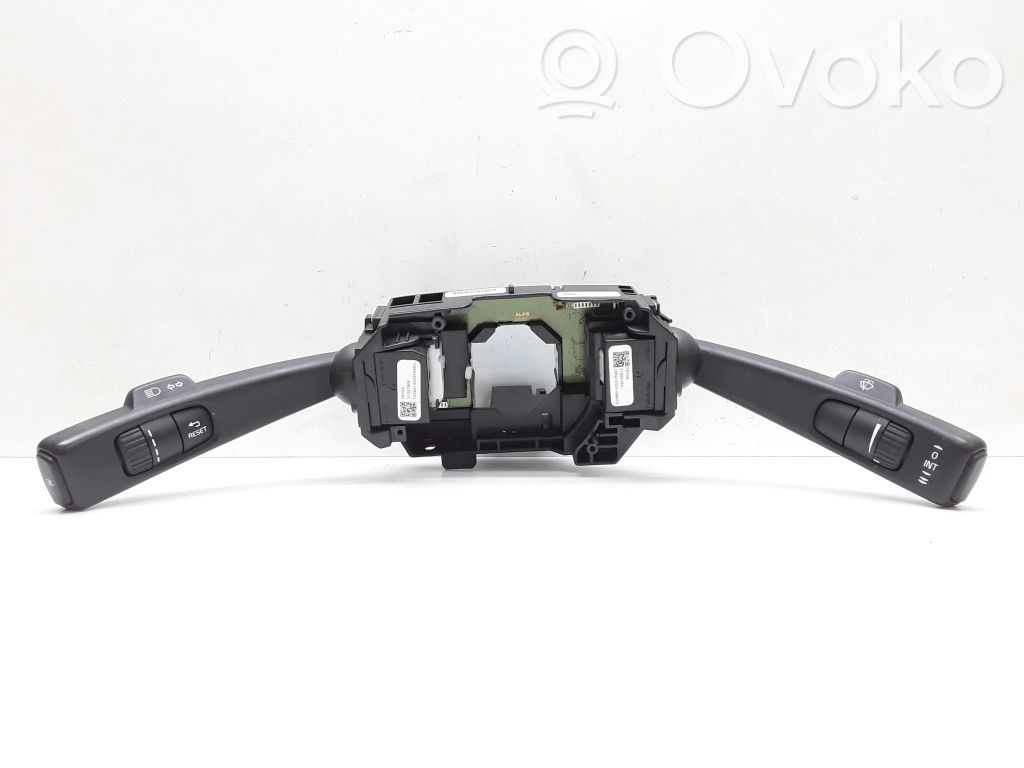 Volvo S60 Wiper turn signal indicator stalk/switch 