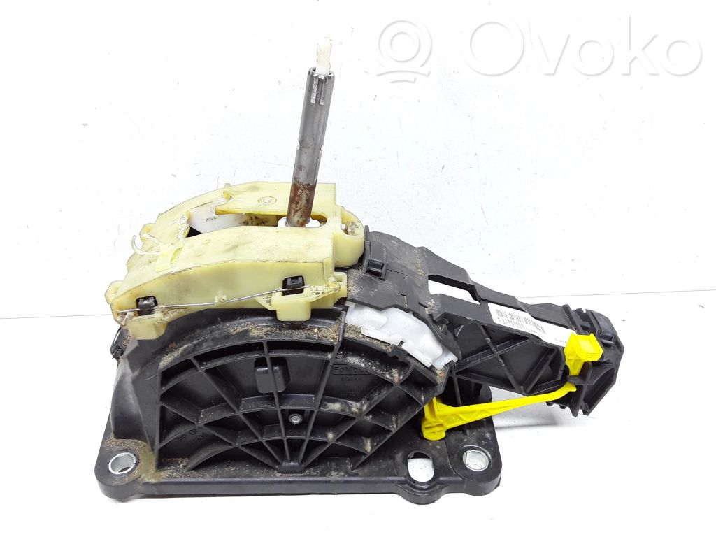 Volvo V60 Gear shifter/selector 