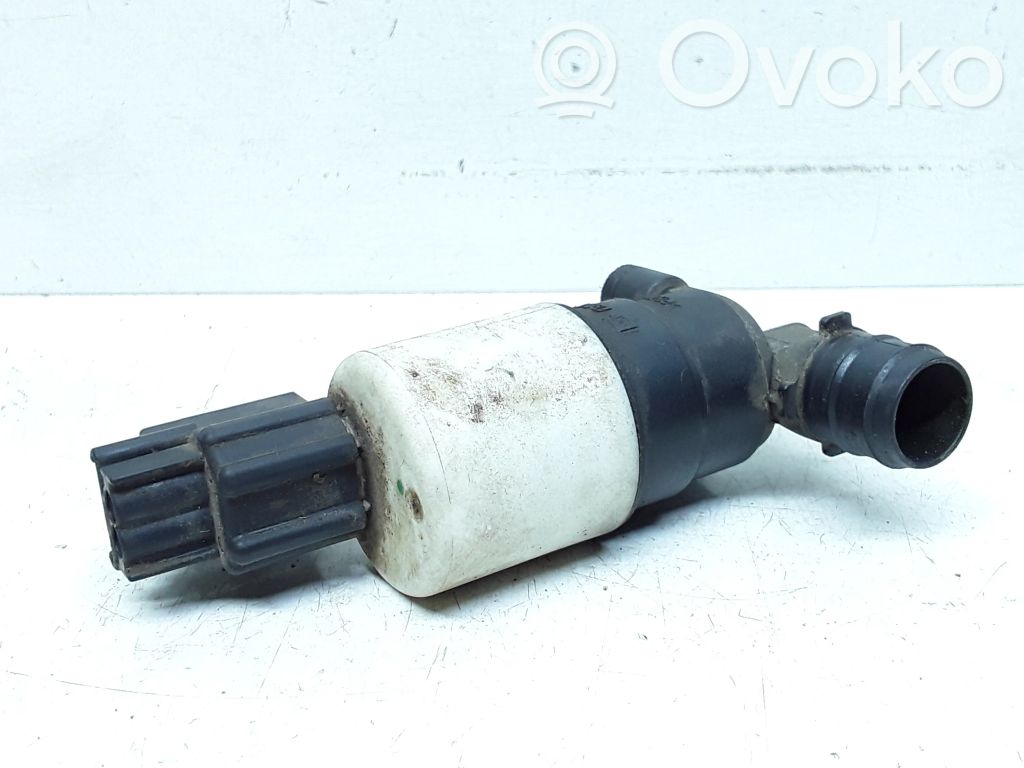 Volvo S60 Windscreen/windshield washer pump 