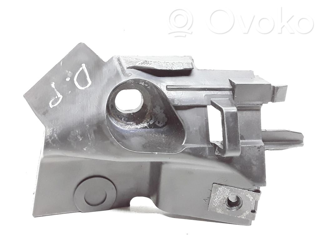 Volvo C30 Front bumper mounting bracket 