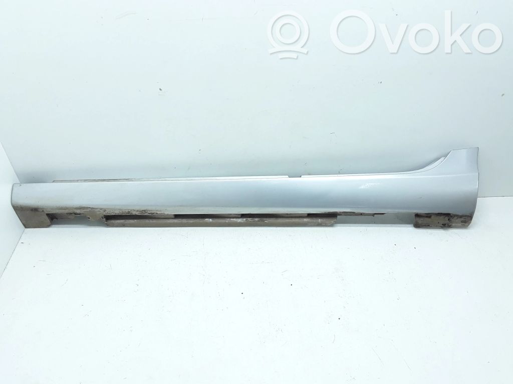 Volvo V40 Slenkstis 