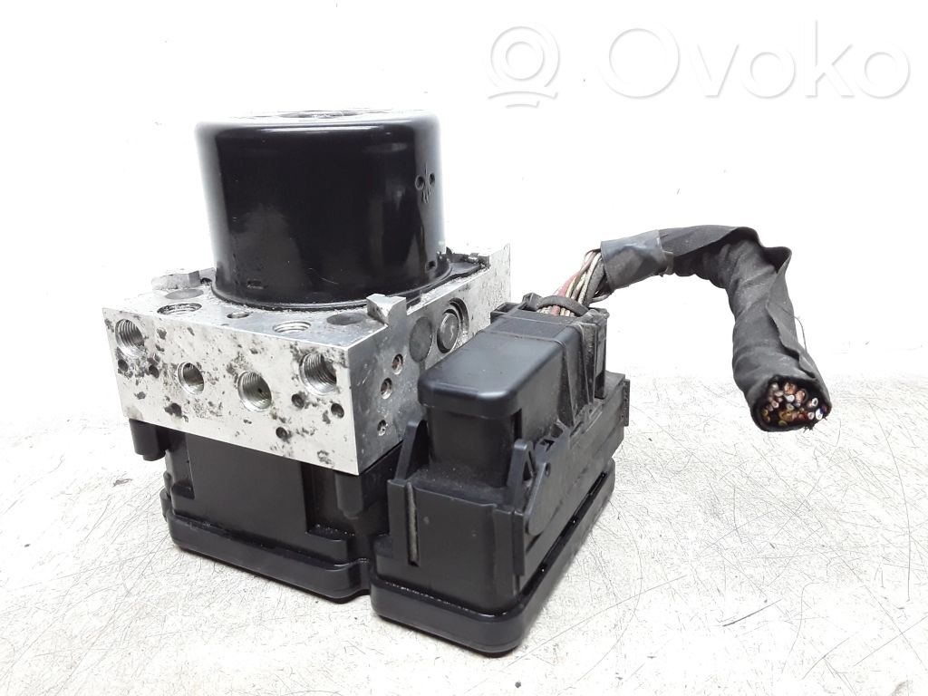 Volvo V40 ABS Pump 