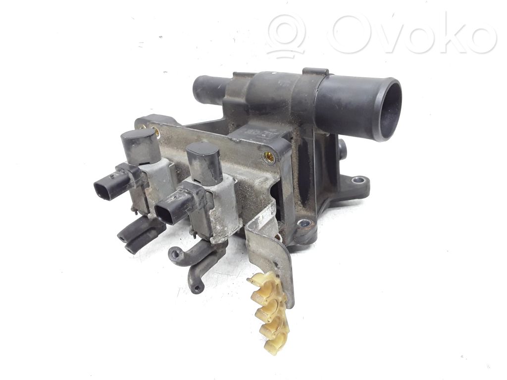 Volvo V70 Termostaatin kotelo 