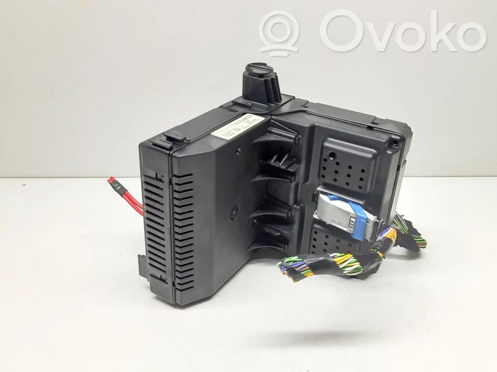 Volvo XC90 Fuse module 