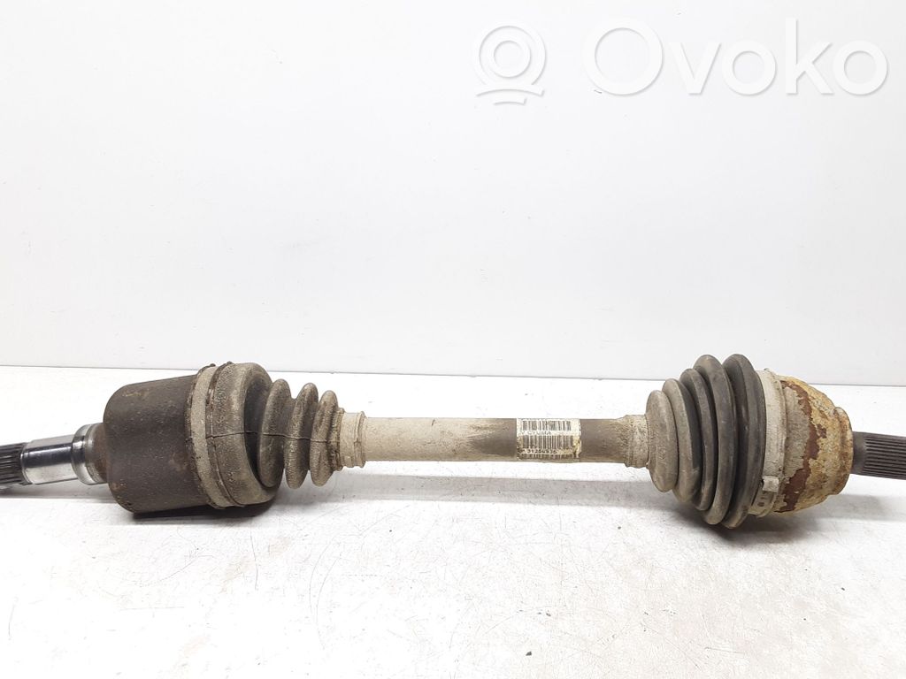 Volvo V50 Priekinis pusašis 