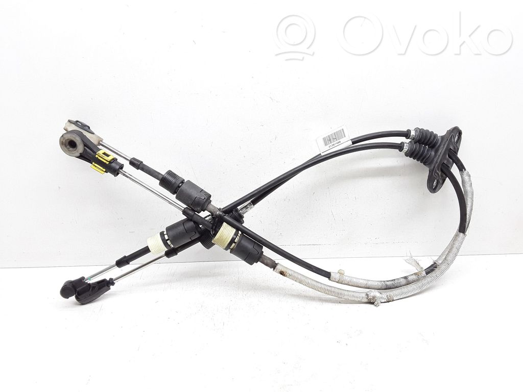 Volvo V40 Gear shift cable linkage 