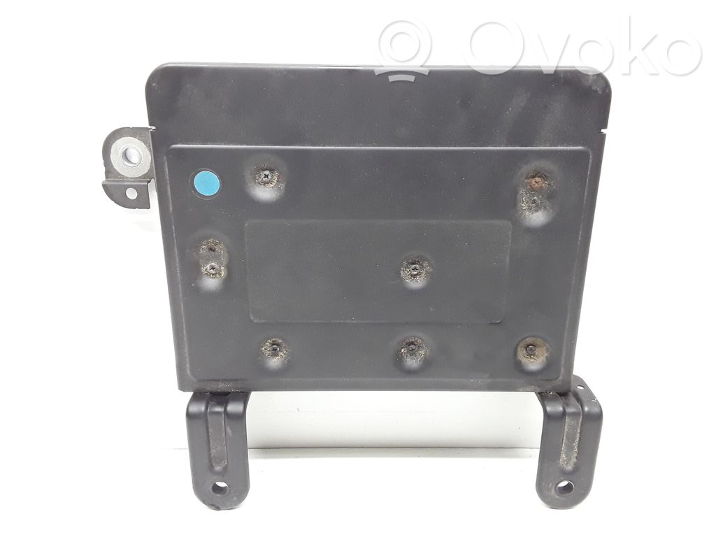 Volvo V40 Sound amplifier 