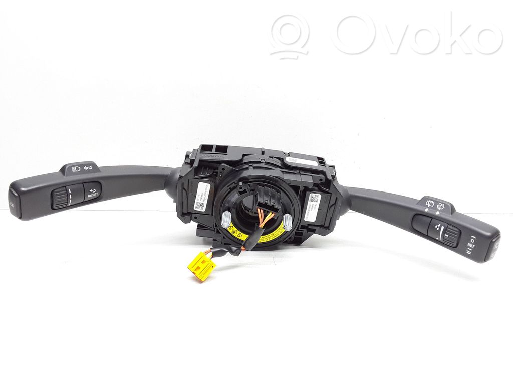 Volvo V40 Wiper turn signal indicator stalk/switch 