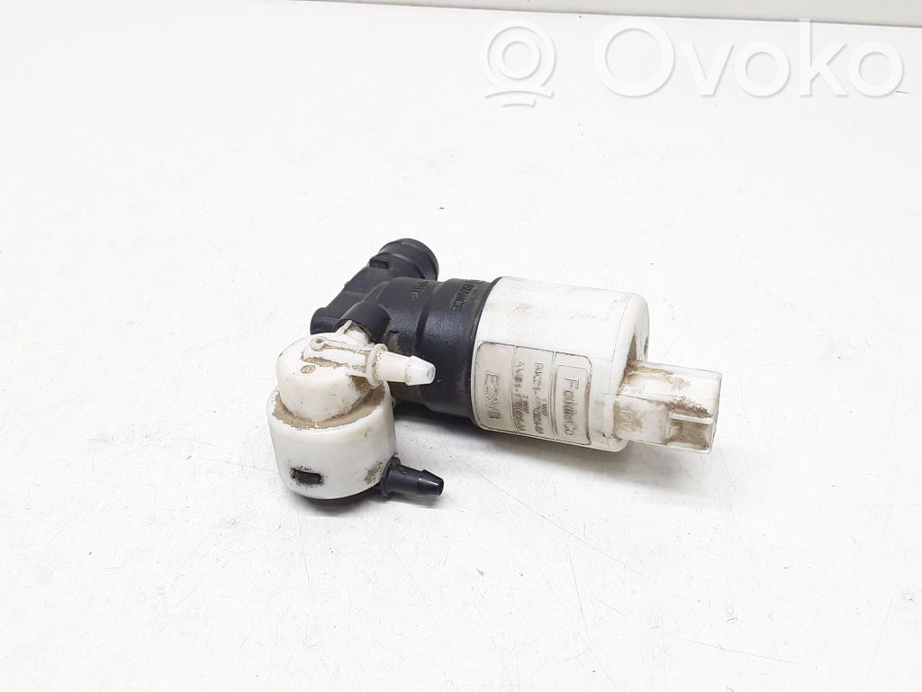 Volvo V60 Windscreen/windshield washer pump 