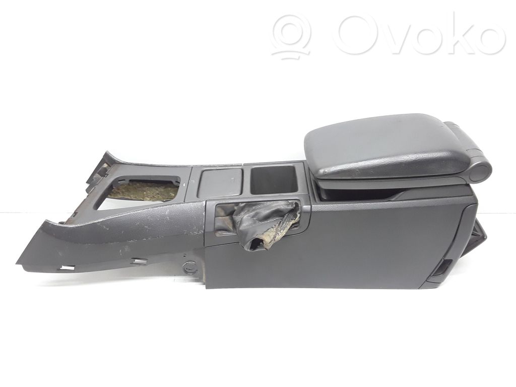 Volvo V70 Armrest 