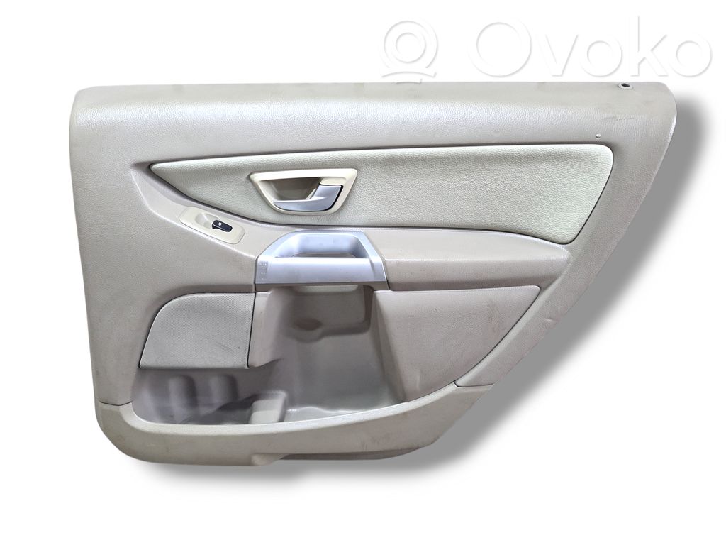 Volvo XC90 Boczki / Poszycie drzwi tylnych 