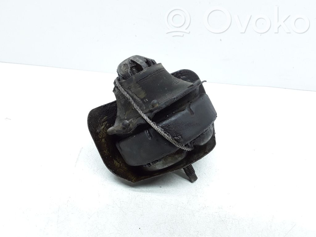 Engine mount bracket   8686517