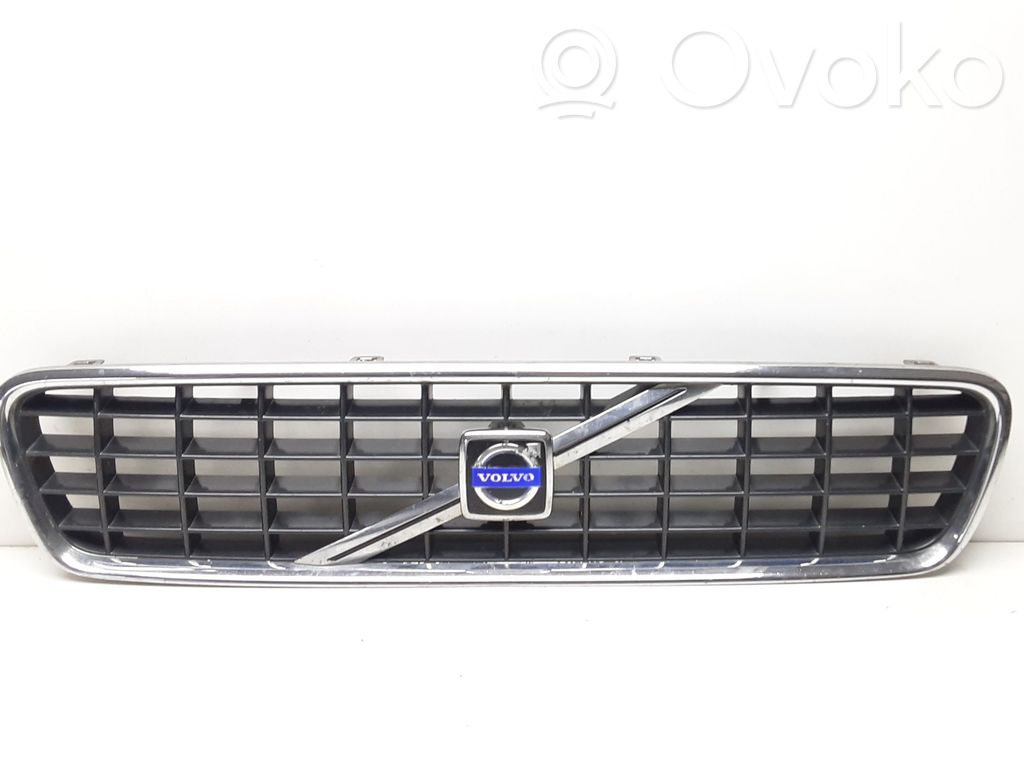 Volvo S40 Etupuskurin ylempi jäähdytinsäleikkö 