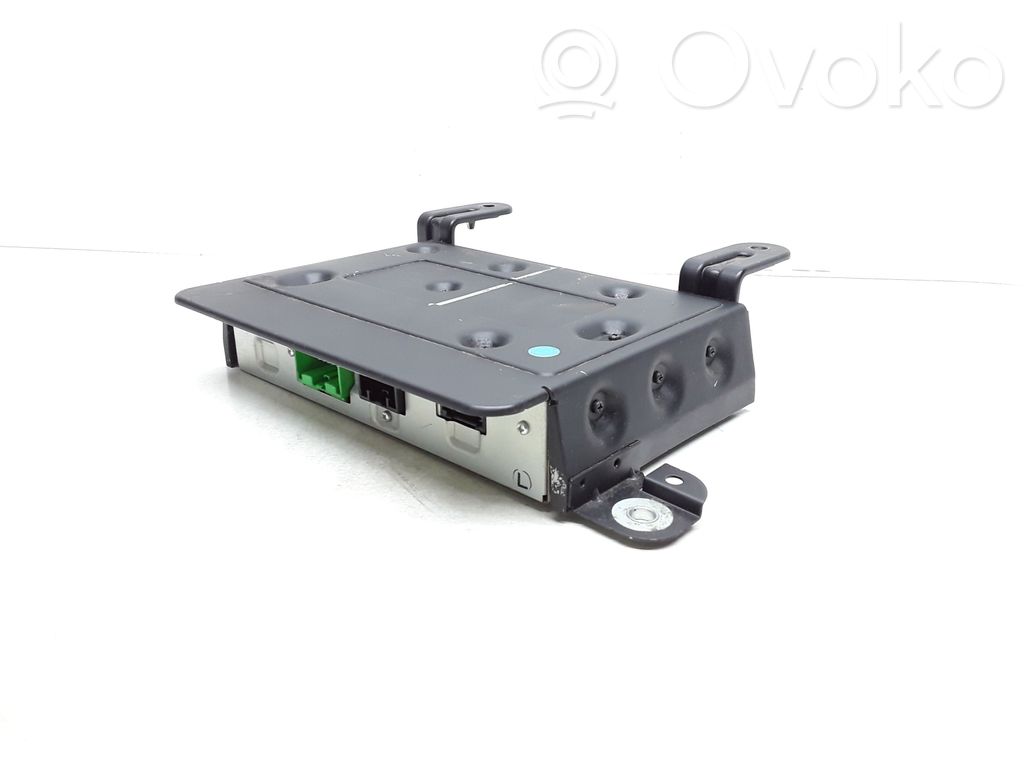 Volvo S60 Sound amplifier 