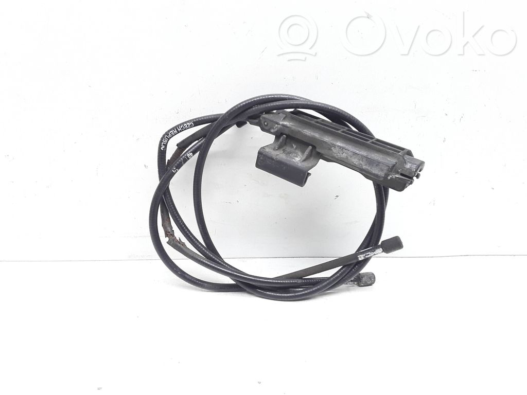 Cable de apertura del capó/tapa del motor