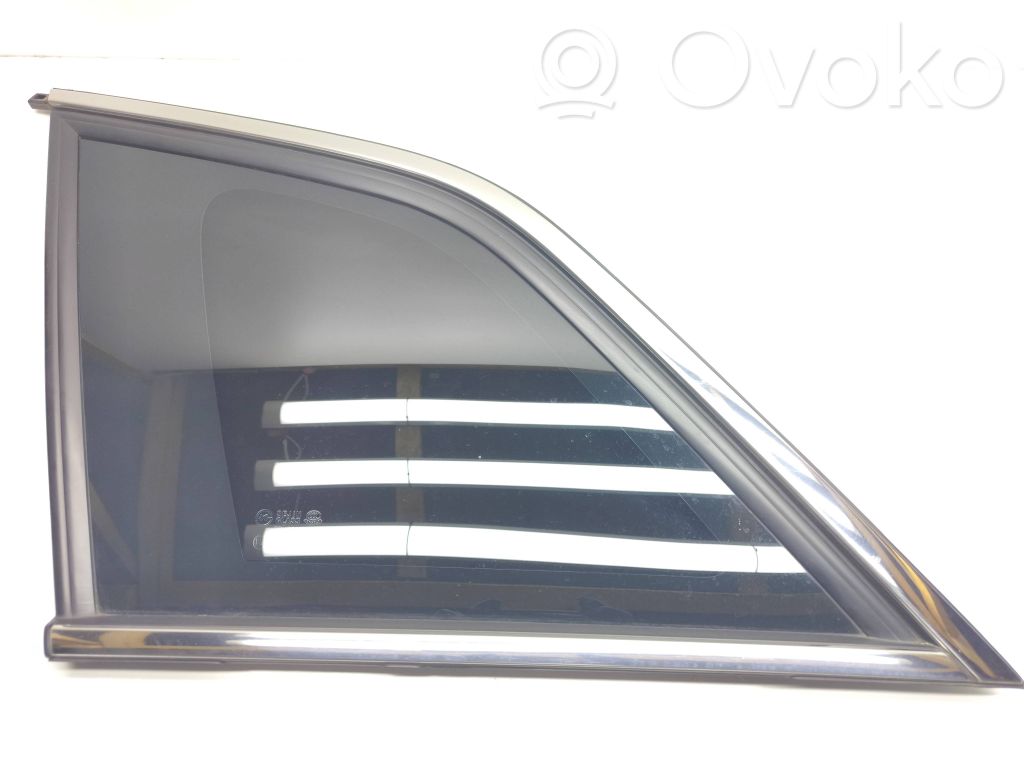 Opel Antara Rear side window 