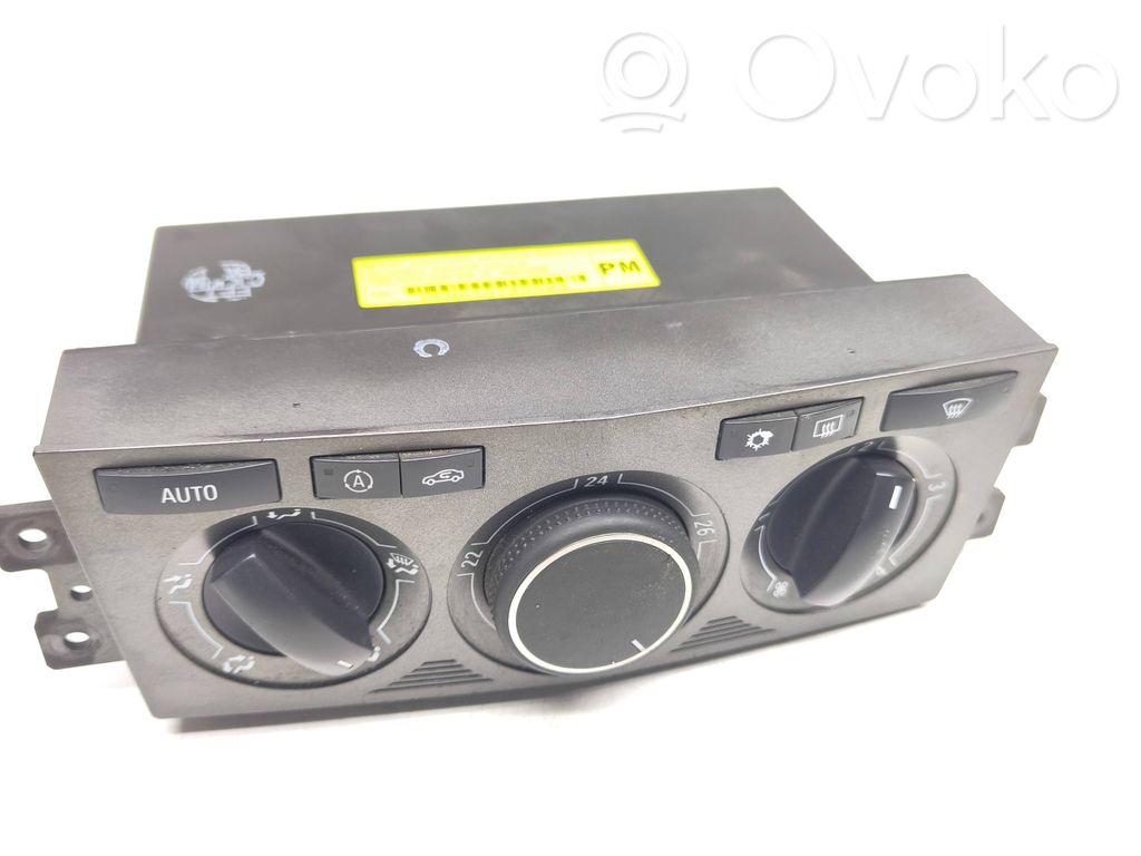 Opel Antara Climate control unit 