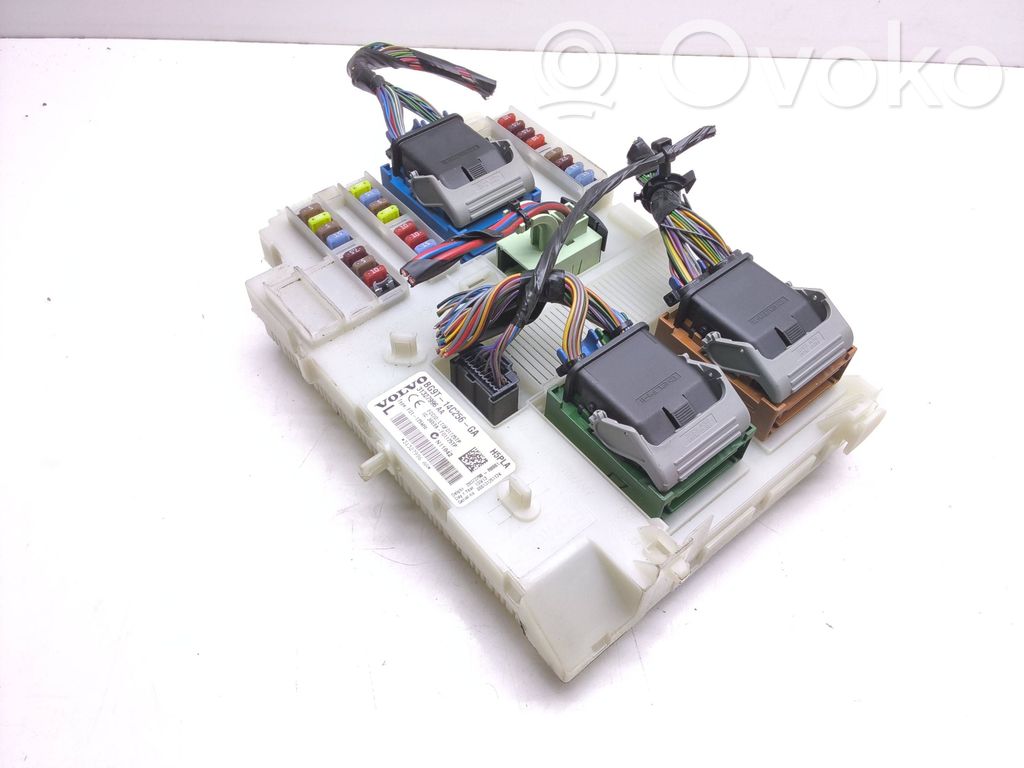 Volvo V60 Fuse module 