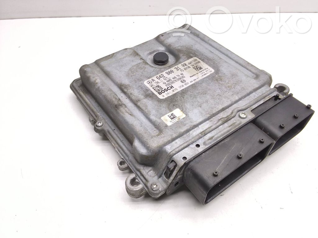Mercedes-Benz GLK (X204) Engine control unit/module 