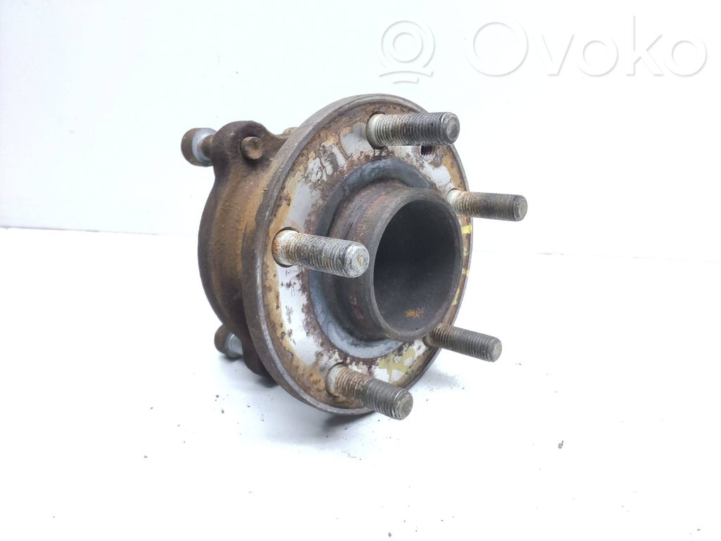 Volvo V40 Cross country Cubo de rueda trasera 
