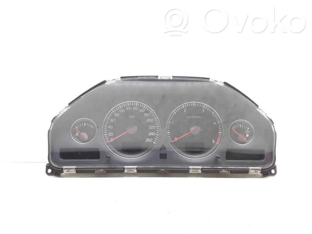 Volvo V70 Speedometer (instrument cluster) 