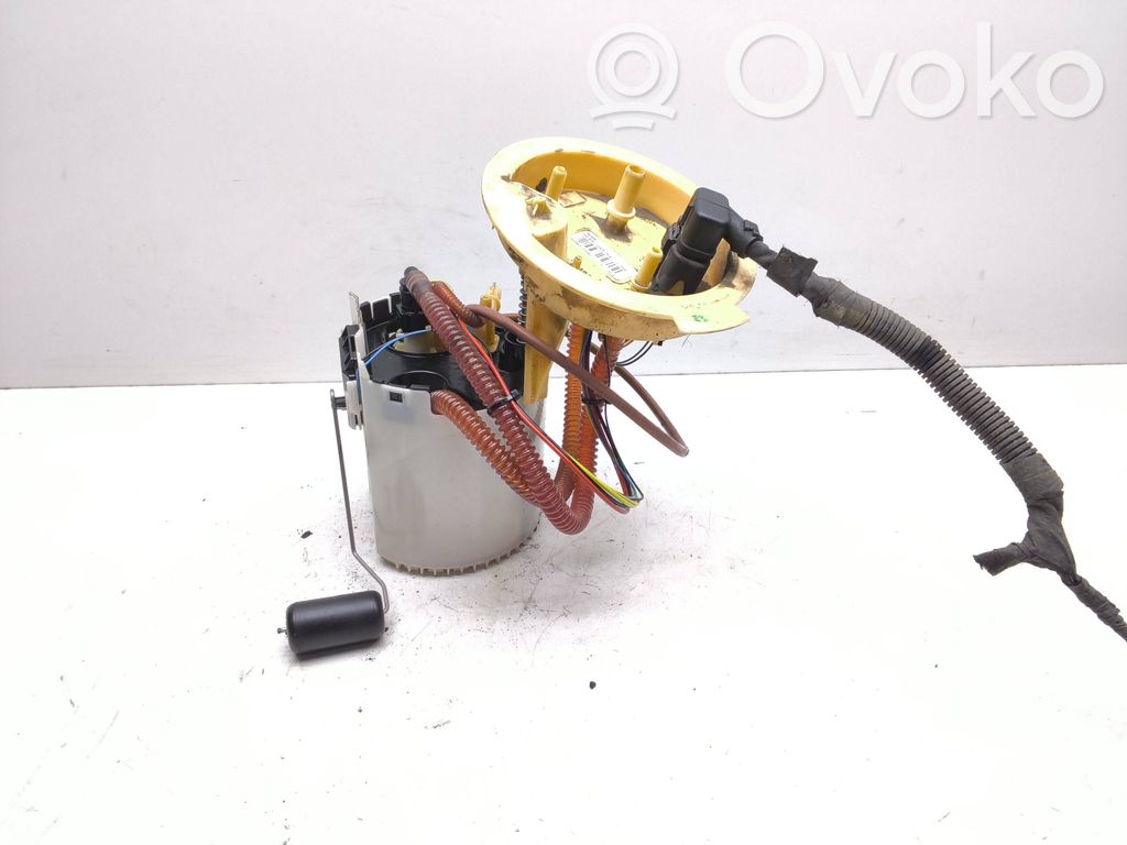 Pompă combustibil în rezervor   31405482