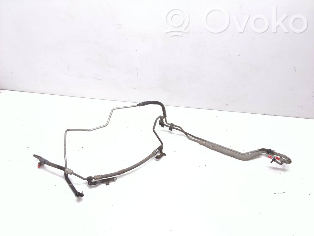 Volvo V70 Ohjaustehostimen letkusto 