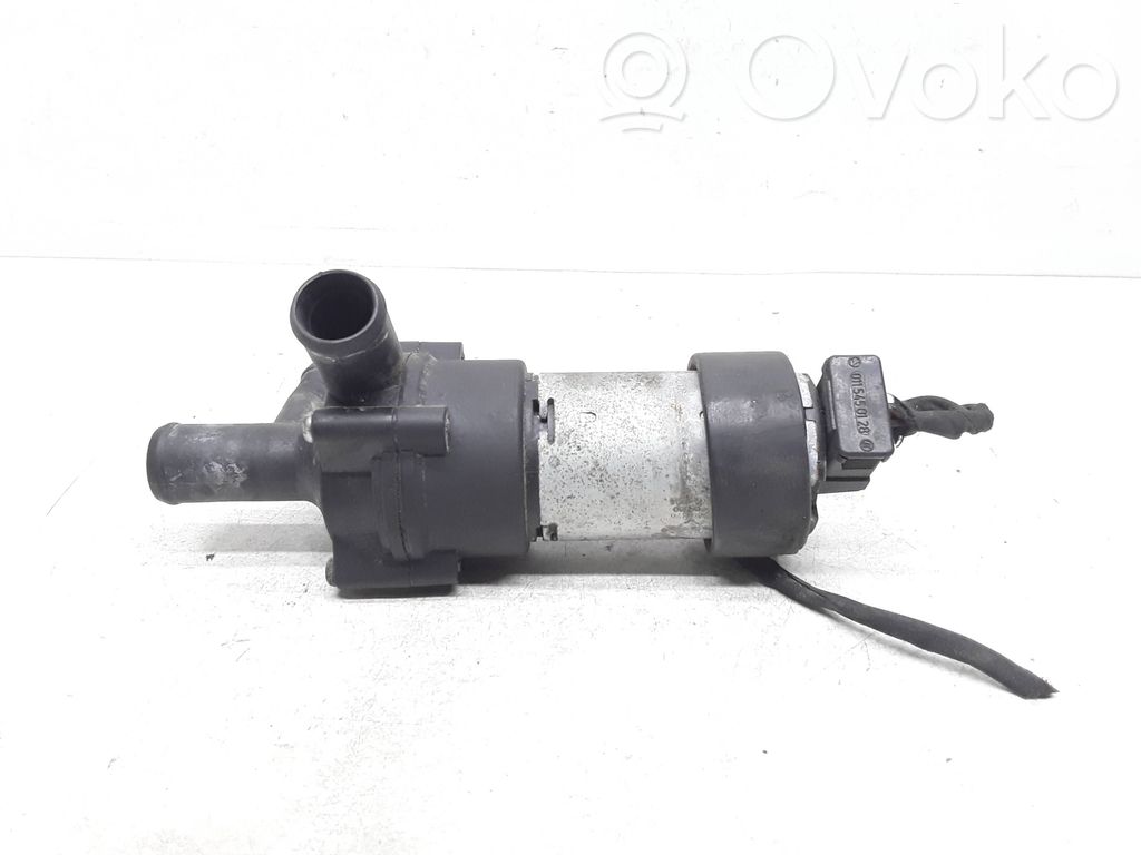 Mercedes-Benz CLK A209 C209 Zusatzwasserpumpe