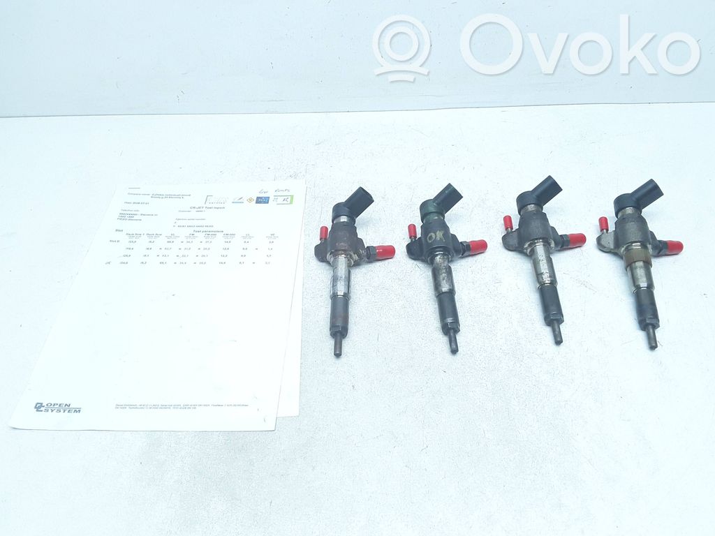 Volvo V40 Set injectoare combustibil 