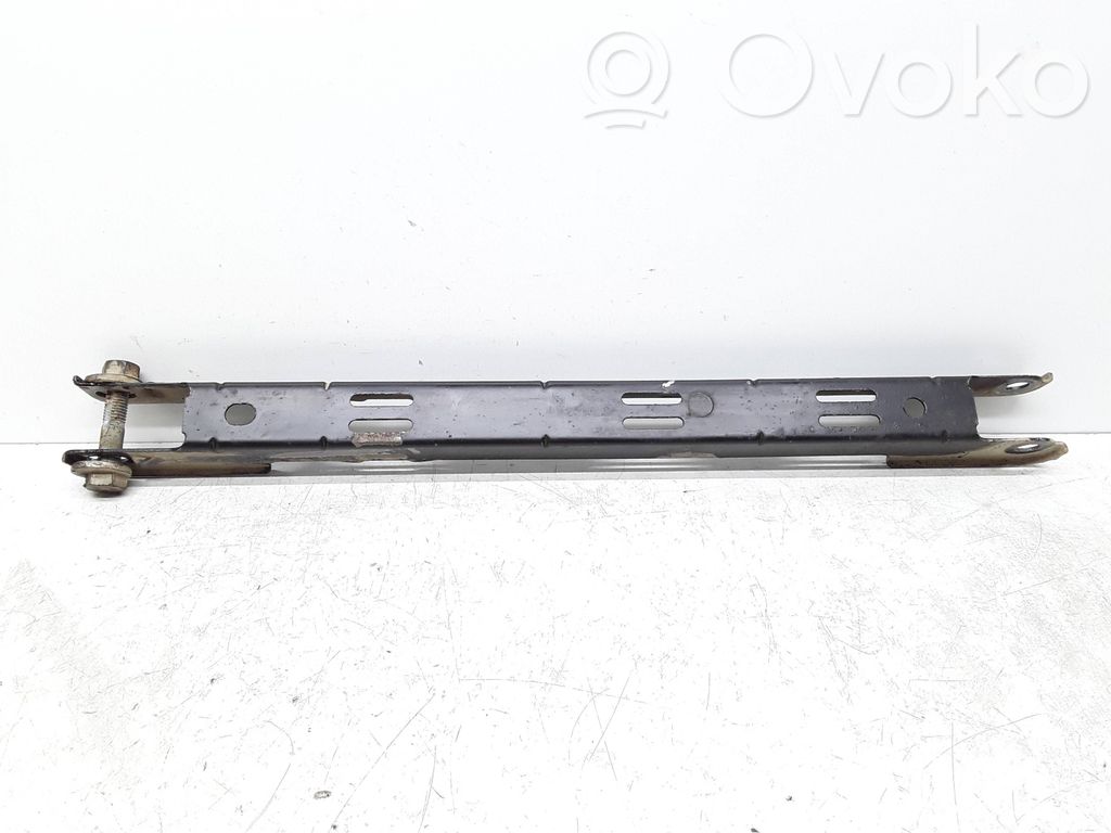 Volvo XC70 Braț control spate 