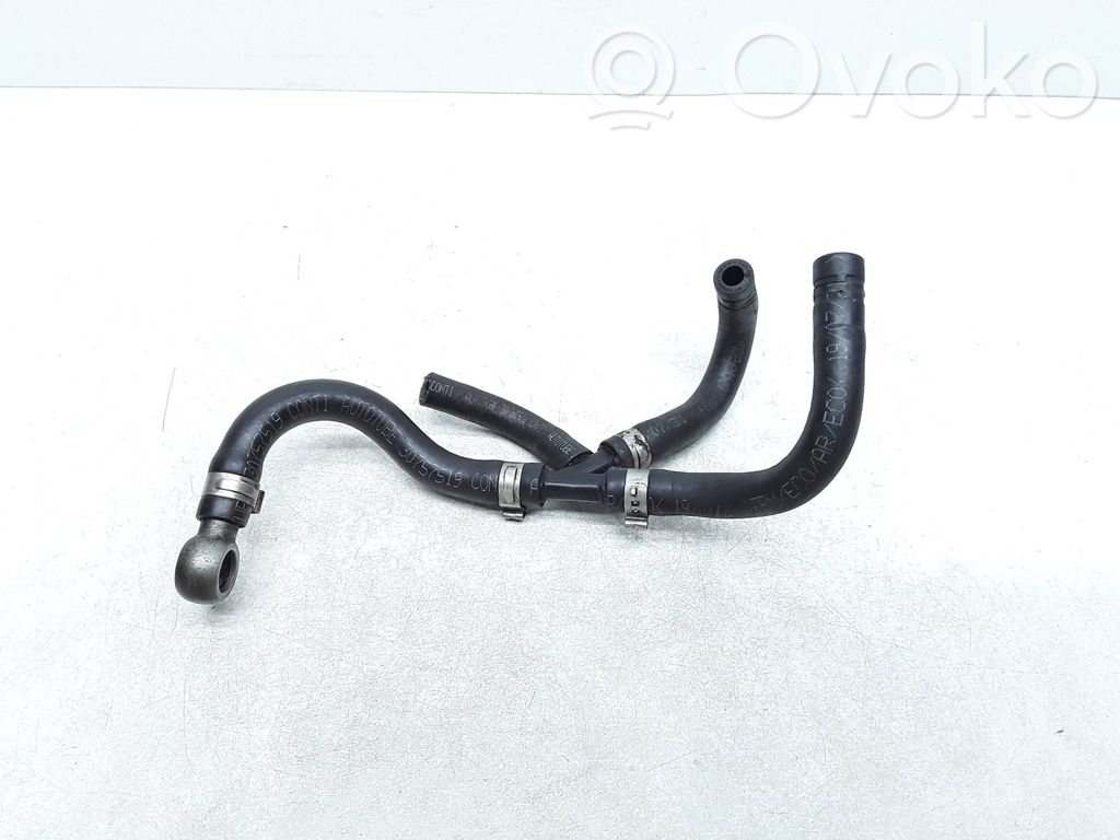Volvo XC90 Conductă/furtun combustibil 